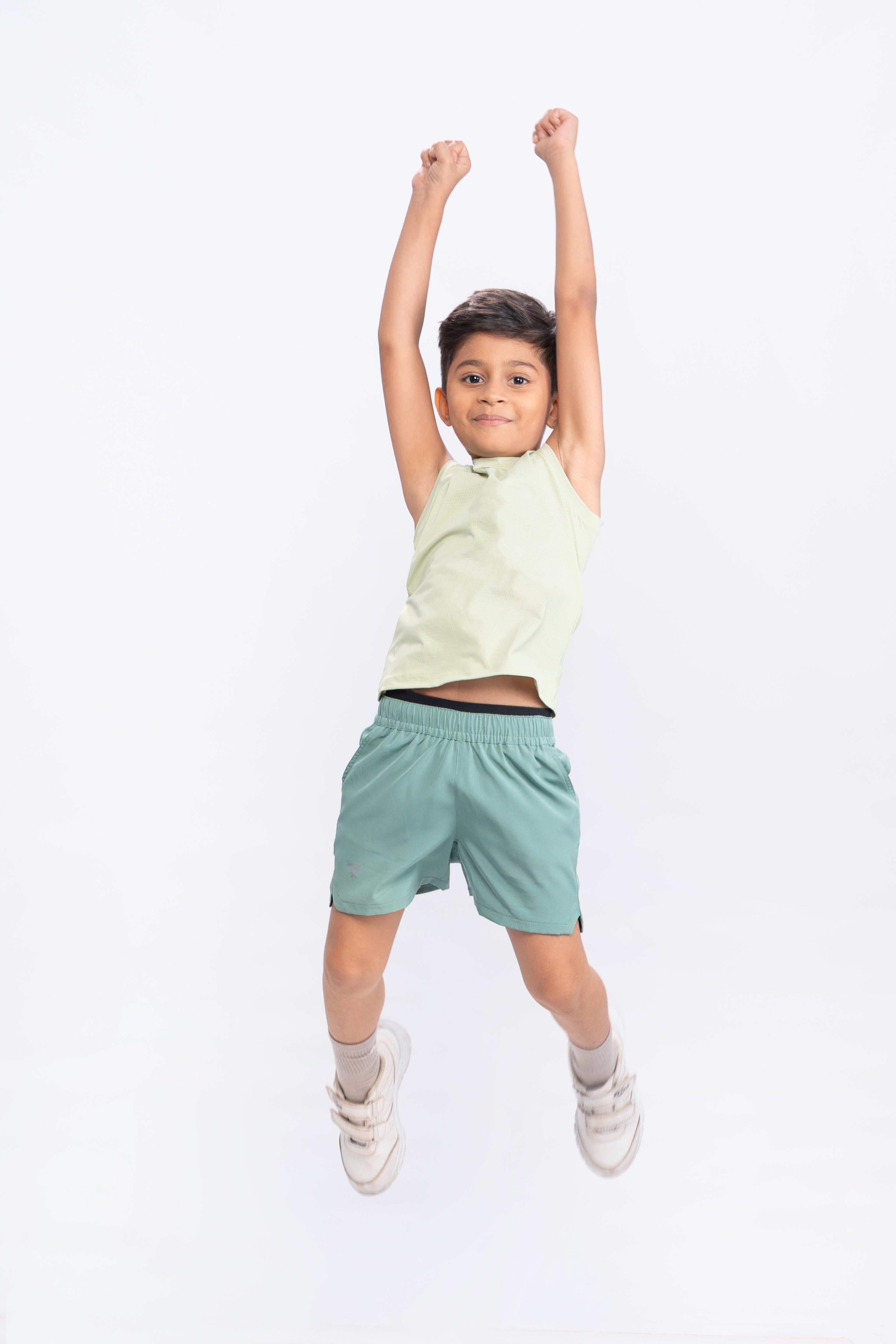 ACTIVE SHORTS