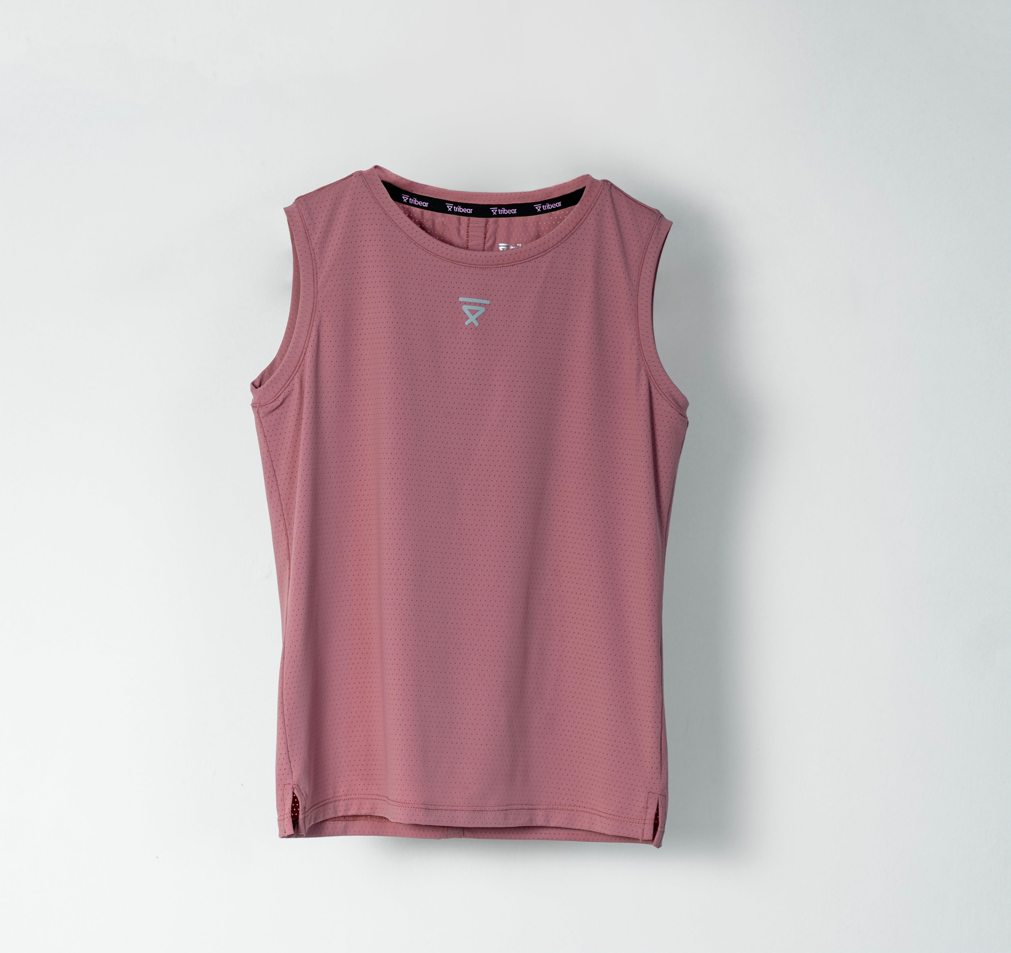BREEZY TANK
