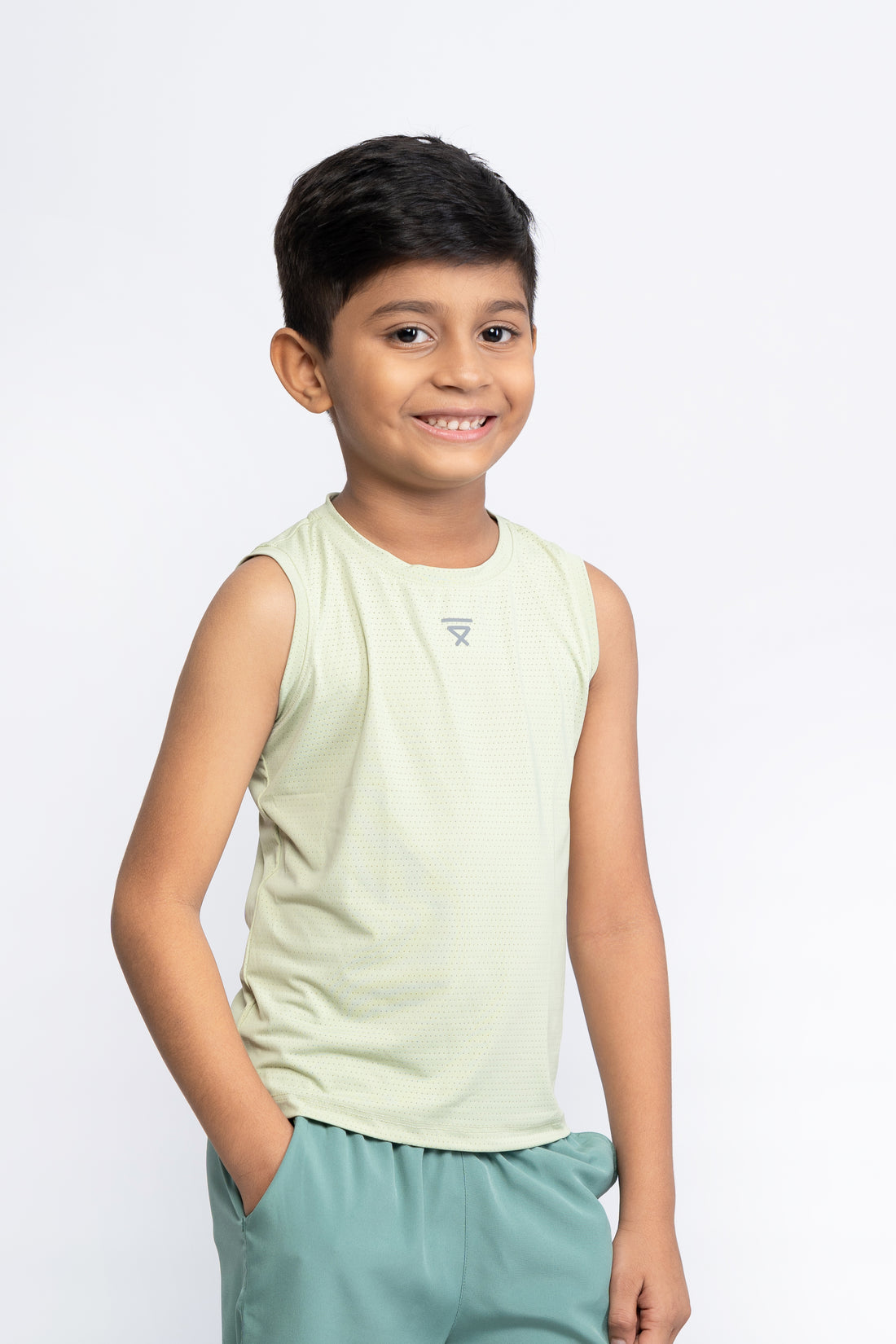 AIRY TANK