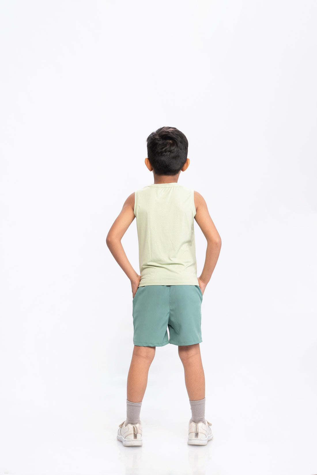 AIRY TANK