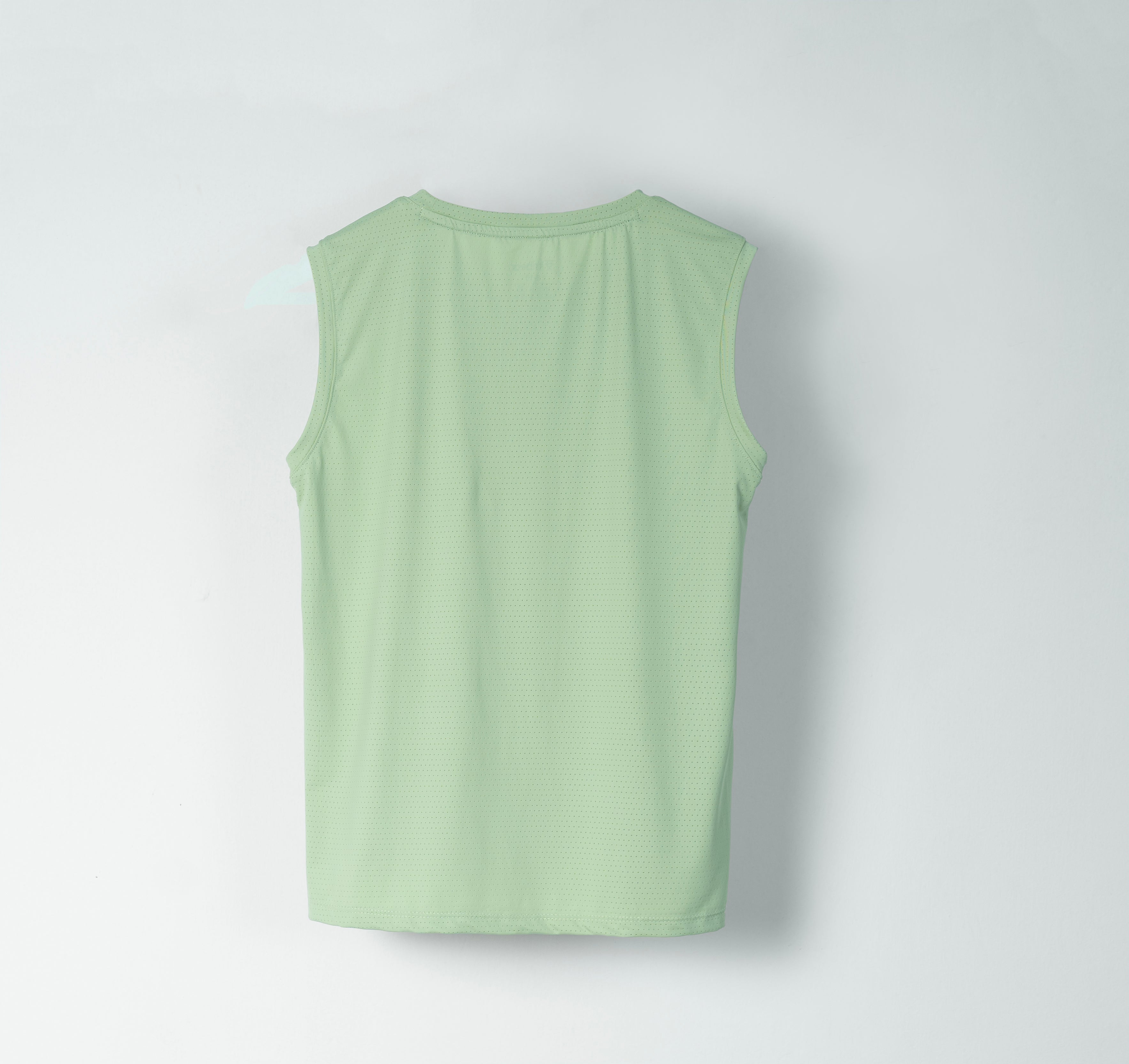 AIRY TANK