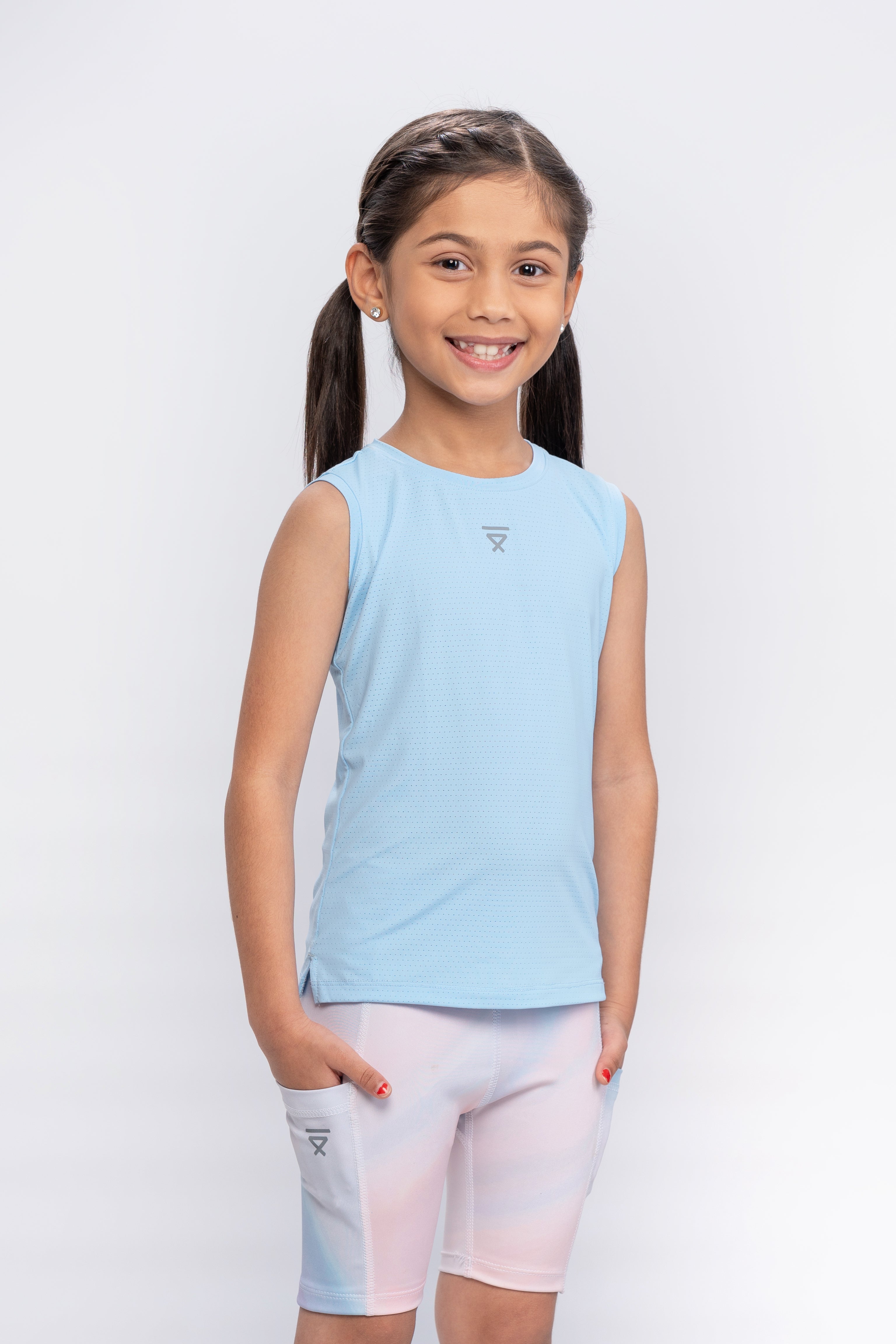 BREEZY TANK