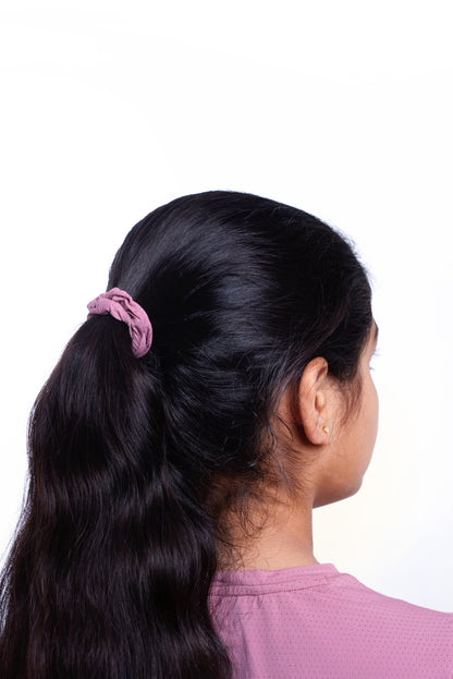 SCRUNCHIES (SET OF TWO)